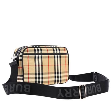 borsello uomo burberry prezzo|Borse Burberry Uomo .